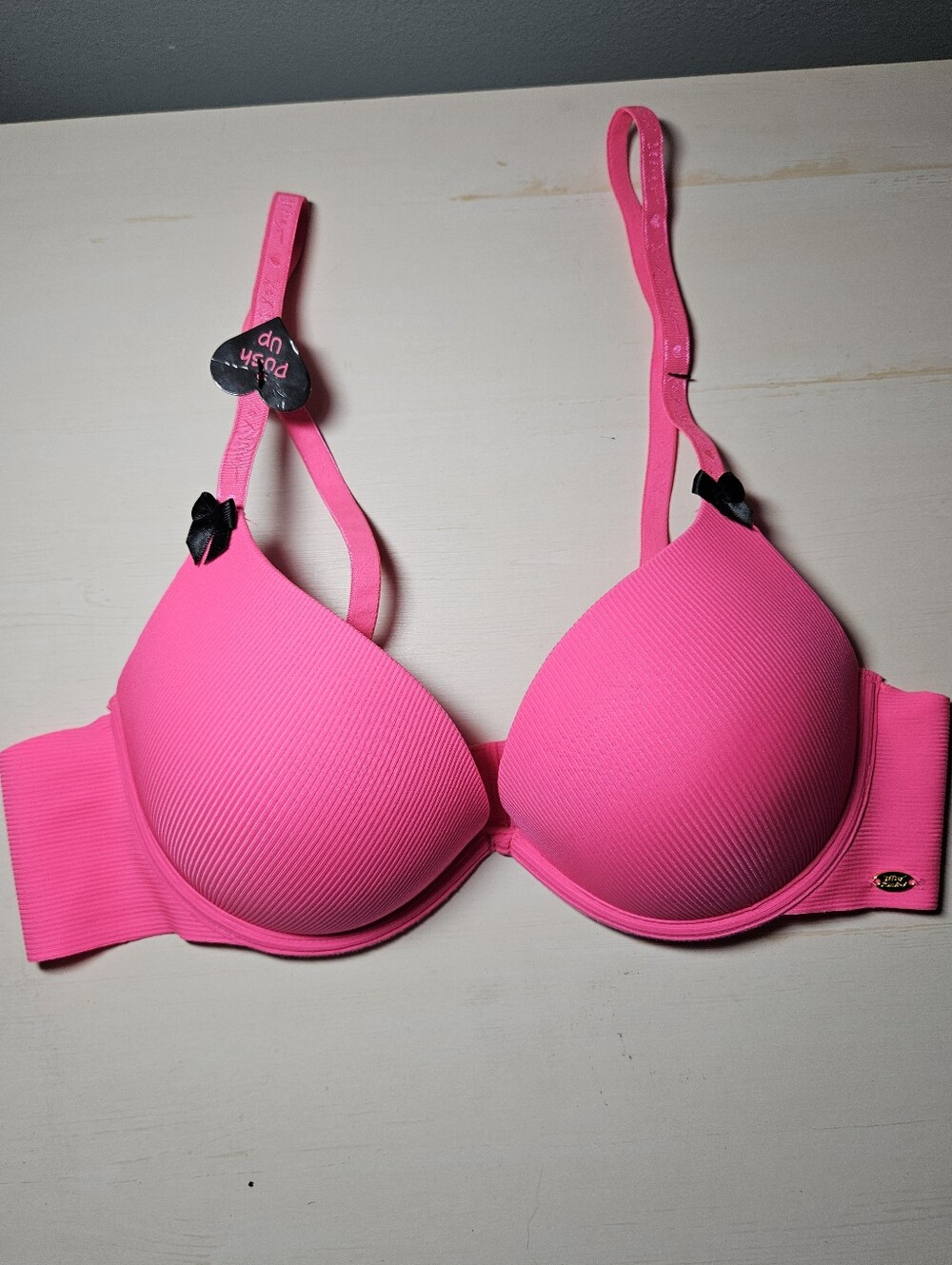 NWT Betsey Johnson 38B Push-Up Bra Hot Pink Neon Ribbed Underwire